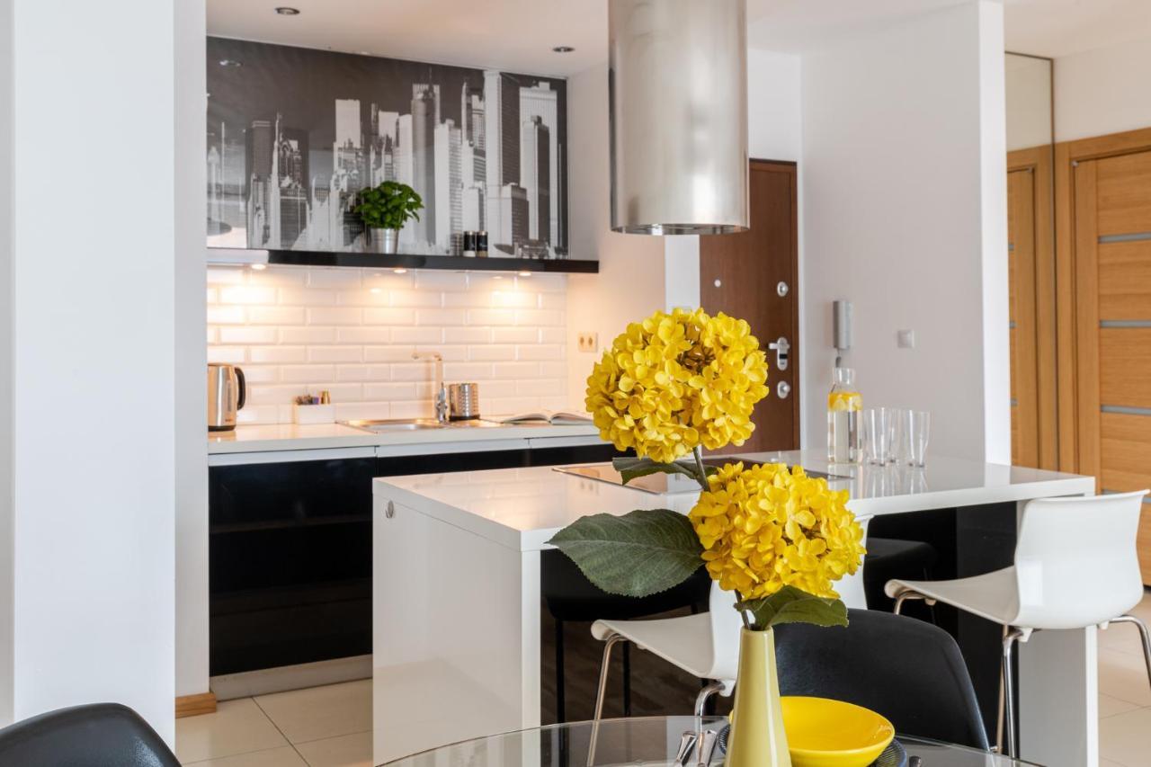 Modern Apartments With Free Parking Spot Cracóvia Exterior foto
