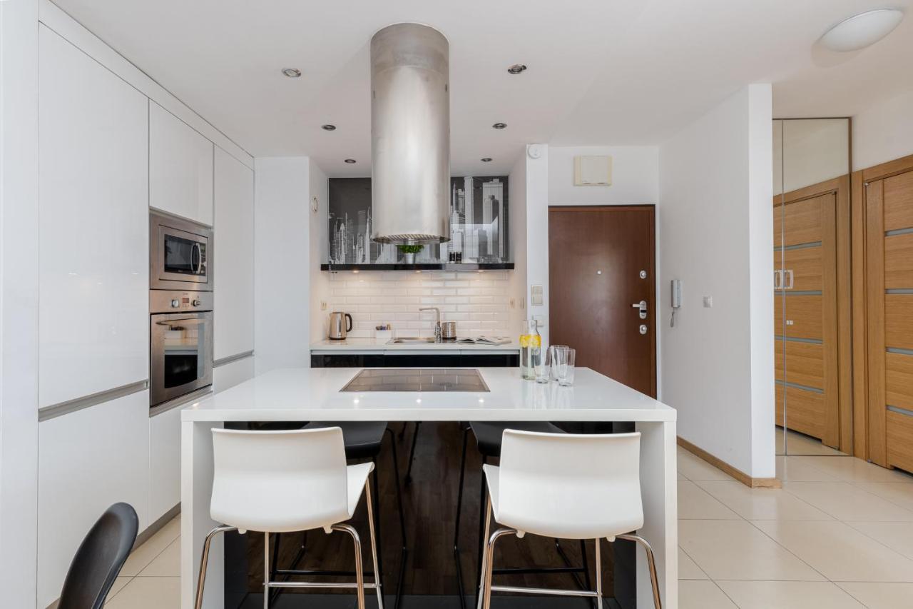 Modern Apartments With Free Parking Spot Cracóvia Exterior foto